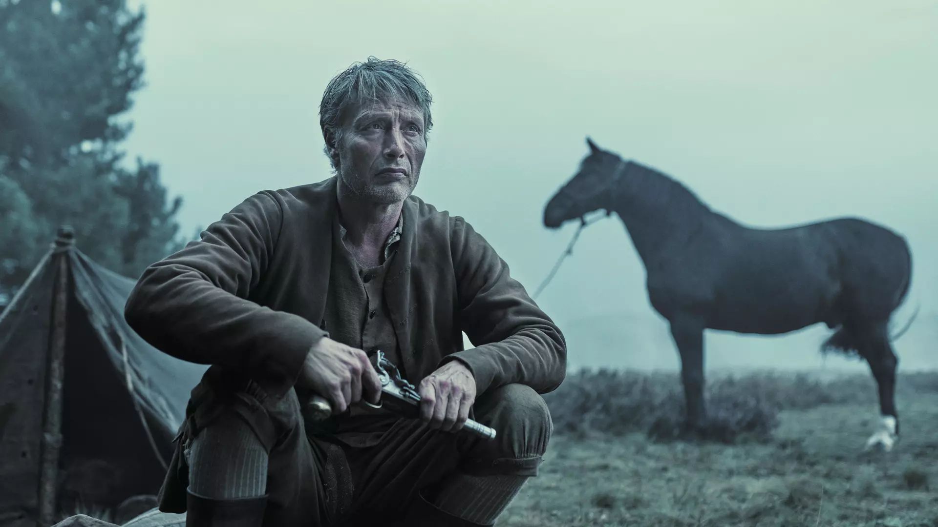 |Estreias| Protagonizado por Mads Mikkelsen, 'O Bastardo' chega aos cinemas brasileiros em setembro